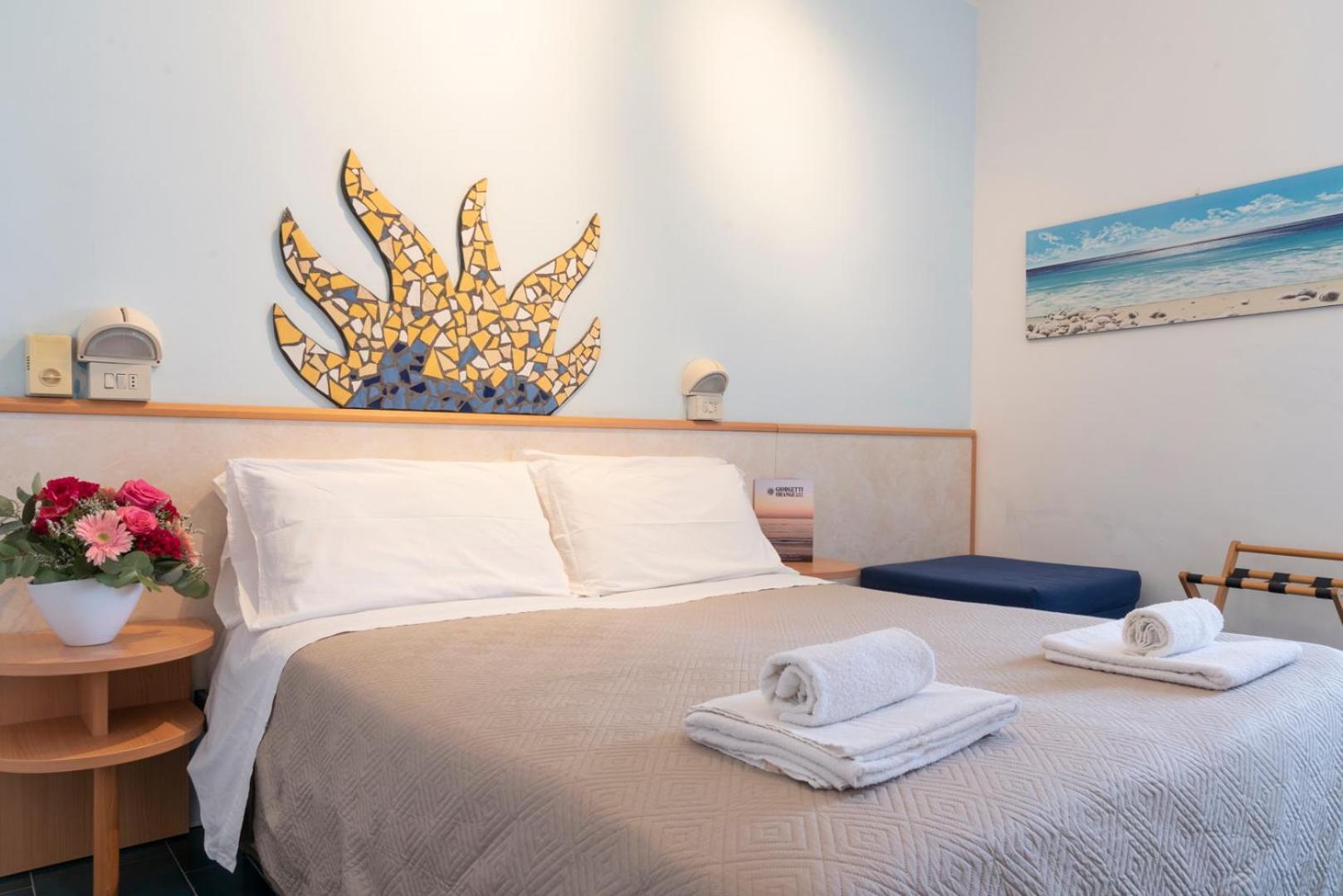 Hotel Giorgetti Orange ベラーリア・イジェア・マリーナ エクステリア 写真