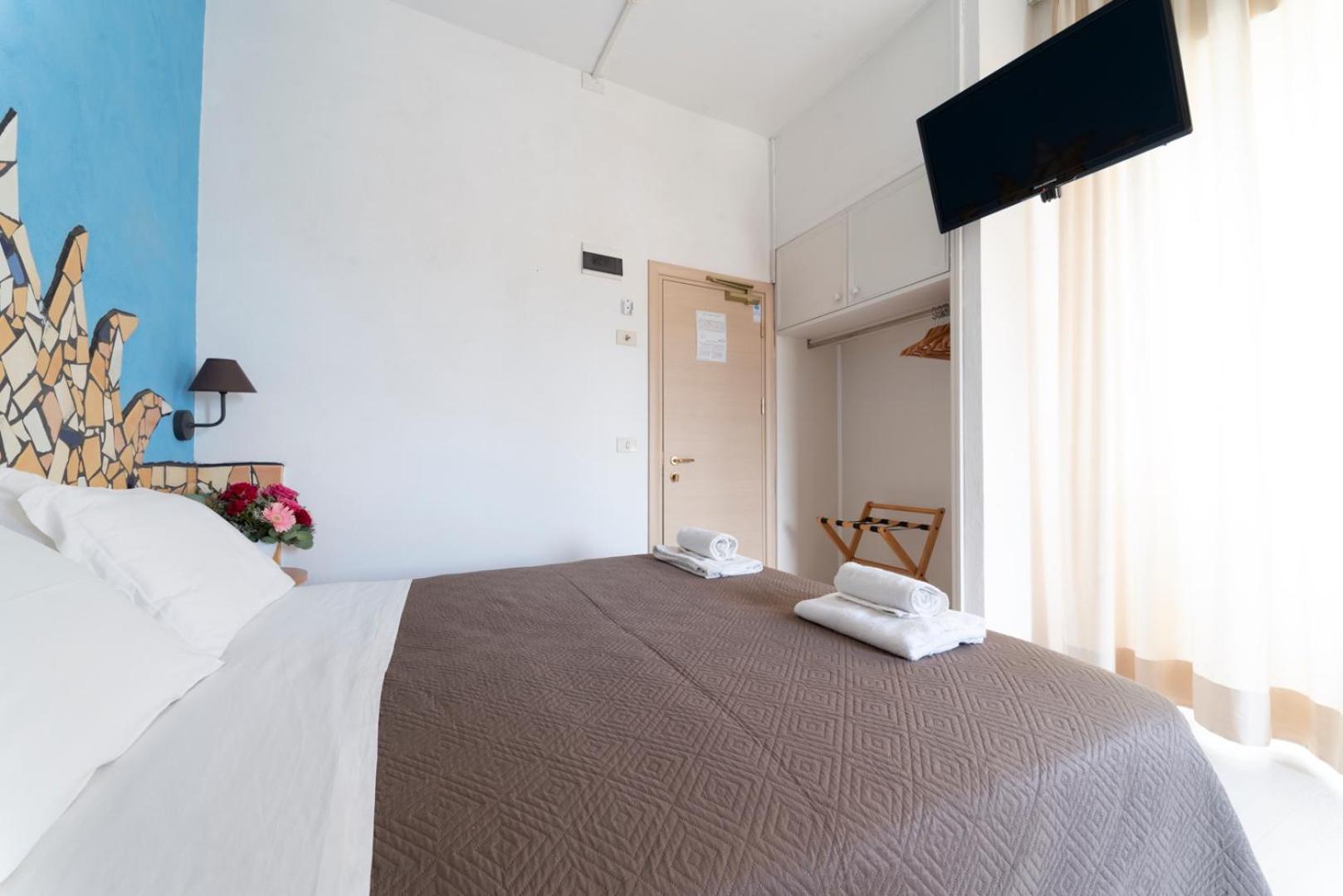 Hotel Giorgetti Orange ベラーリア・イジェア・マリーナ エクステリア 写真