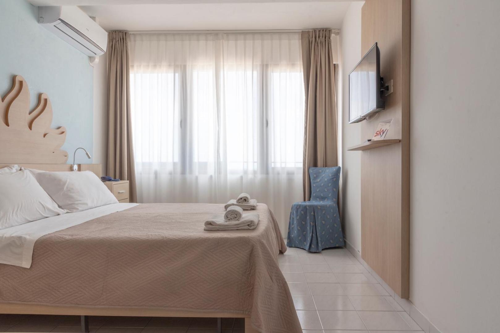 Hotel Giorgetti Orange ベラーリア・イジェア・マリーナ エクステリア 写真